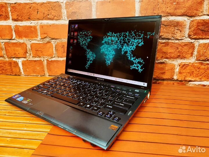 Sony Vaio PCG-31111V-i7 \ 6 Озу \ 1 GB видео \ SSD