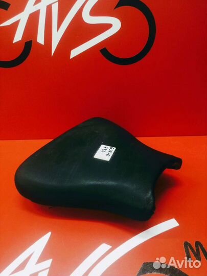 Сиденье водительское Suzuki GSX-R 600-750 97-00