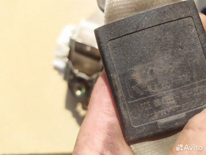 Ремень безопасности передний правый Audi Q7 4L 3.6