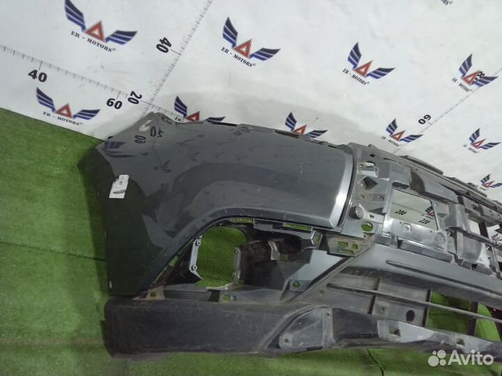 Бампер передний Mitsubishi Outlander 3
