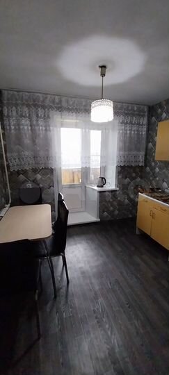 2-к. квартира, 50 м², 3/5 эт.
