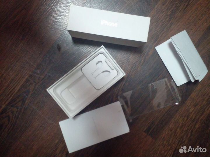 Коробка от iPhone 7 rose gold