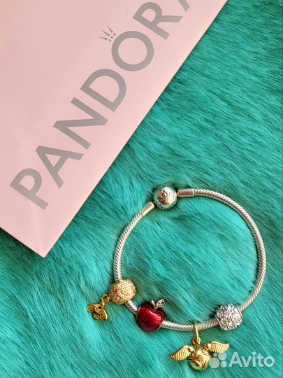 Браслет Pandora с шармами
