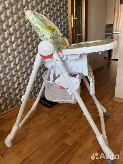 Детский стульчик для кормления