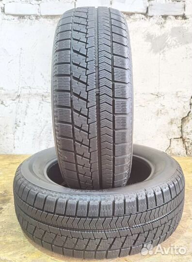 Bridgestone Blizzak VRX 215/60 R17 96Q