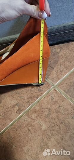 Босоножки / туфли женские