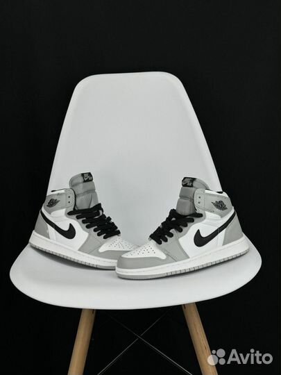 Кроссовки Nike Air Jordan 1 High Grey