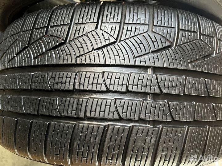 Pirelli Winter Sottozero II 245/40 R18