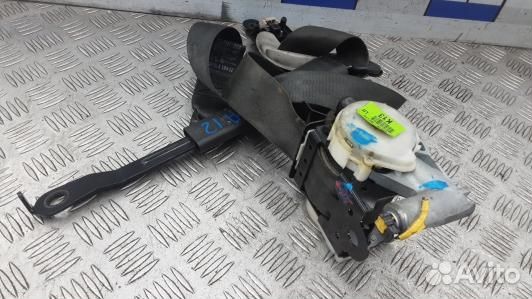 Ремень безопасности с пиропатроном сиденья передне