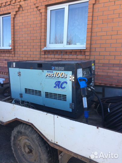 Услуги компрессора с молотками