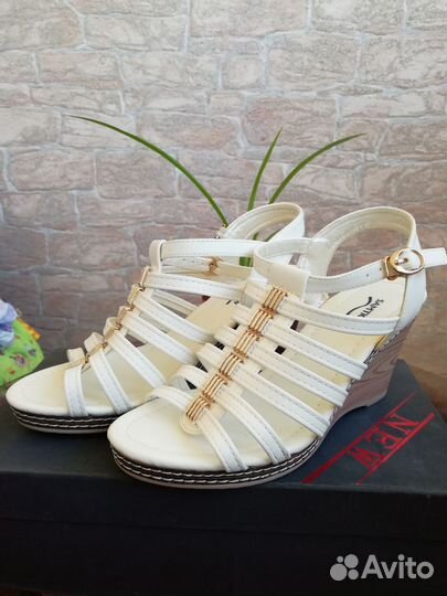 Босоножки Samtioni 37 размер 235