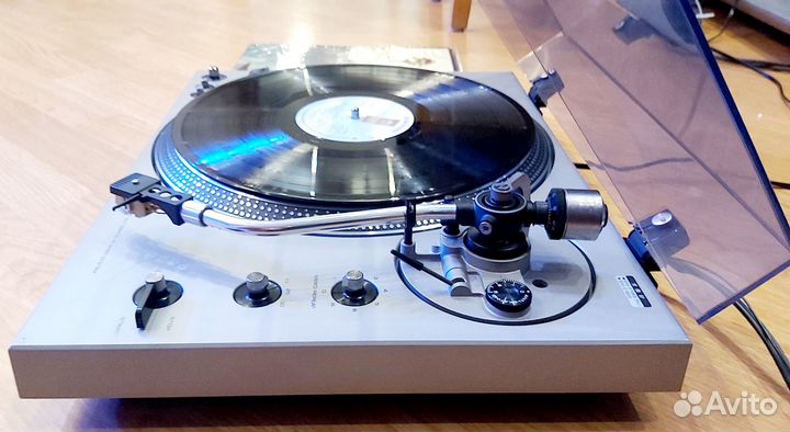 Проигрыватель винила Technics SL-1600 Япония Хорош