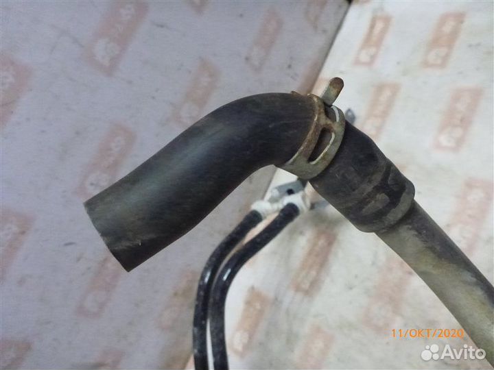 Патрубок системы охлаждения Honda Pilot YF4 J35Z4