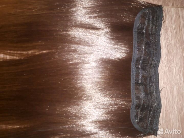 Волосы на заколках