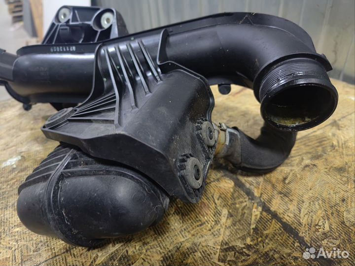 Патрубок интеркулера Audi A4 B8