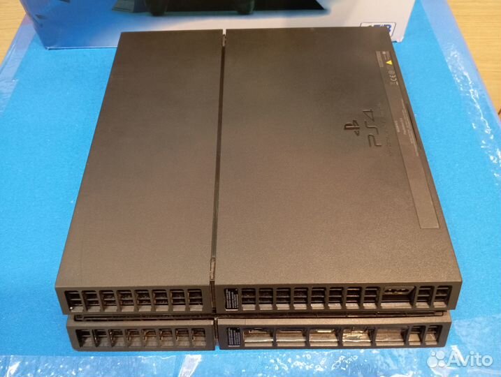 PS4 1Tb+2 джоя+куча игр(Гарантия)