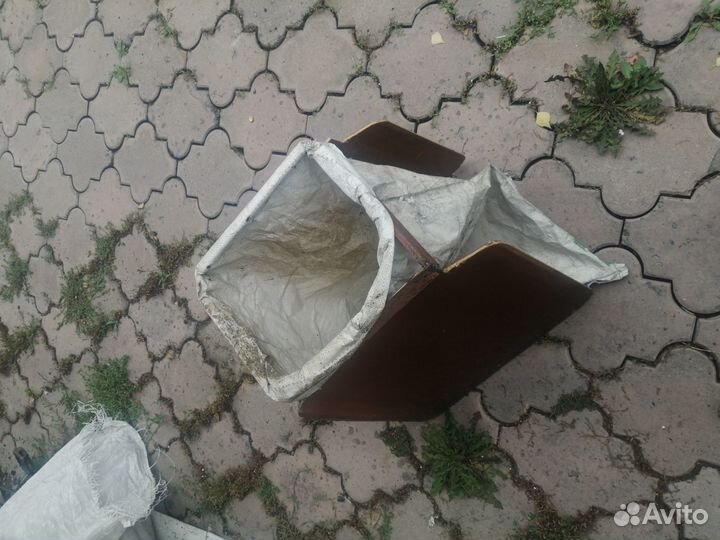 Продам газонокосилку