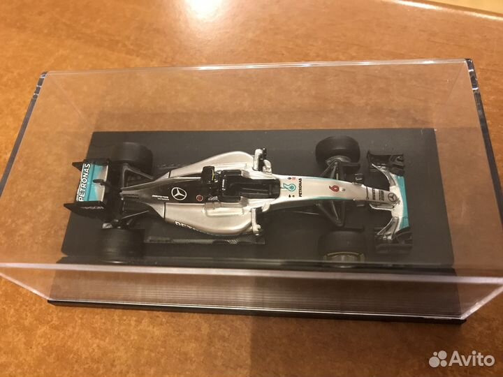 Fofmula 1 Mercedes F1 W07 Hybrid Нико Росберг 2016