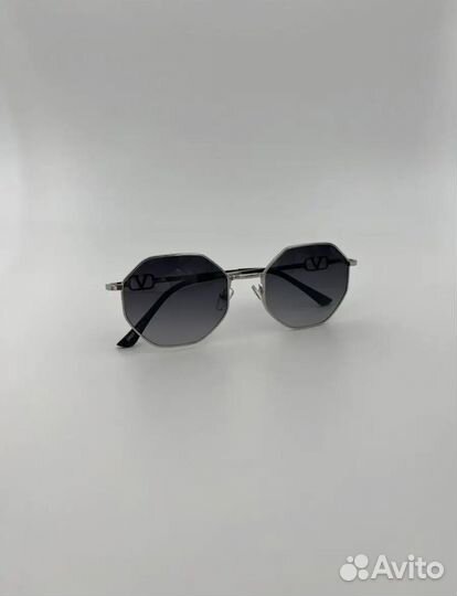 Солнцезащитные очки женские