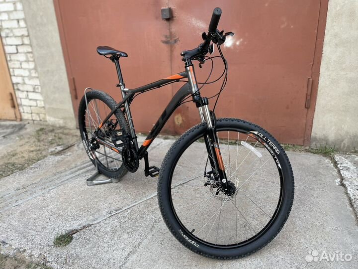 Велосипед GT aggressor comp