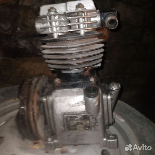 Компрессорная головка