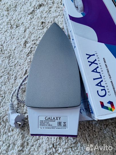 Утюг Scarlett новый