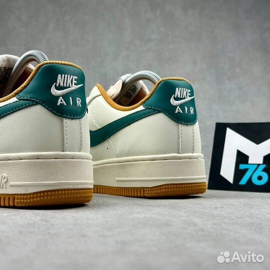 Кроссовки Nike Air Force 1