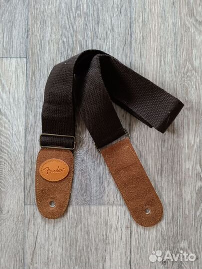 Ремень для гитары с логотипом Fender (хлопок)
