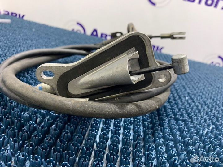 Трос стояночного тормоза Nissan X-Trail