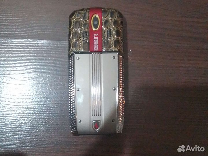 Телефон Vertu