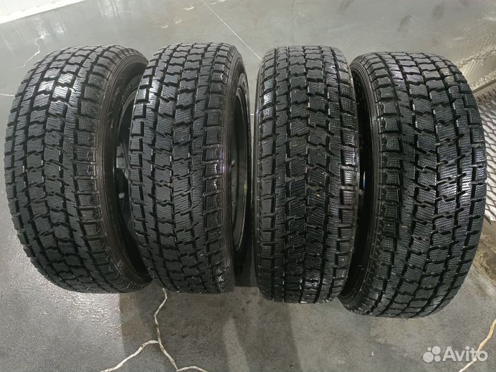 Goodyear Wrangler IP/N 225/60 R18