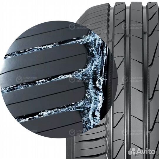 Nokian Tyres Hakka Blue 3 215/55 R17 98W