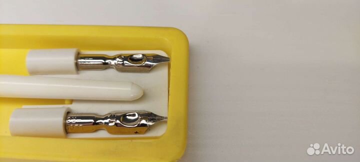 Перья плакатные