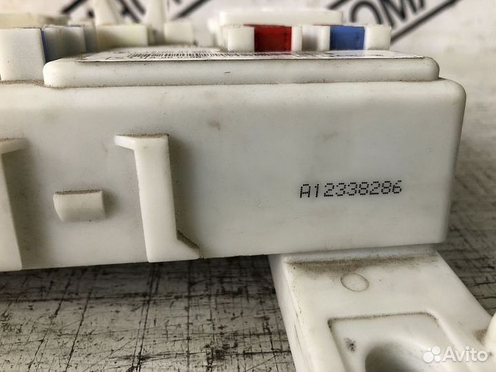 Блок предохранителей салонный Форд Фокус 2