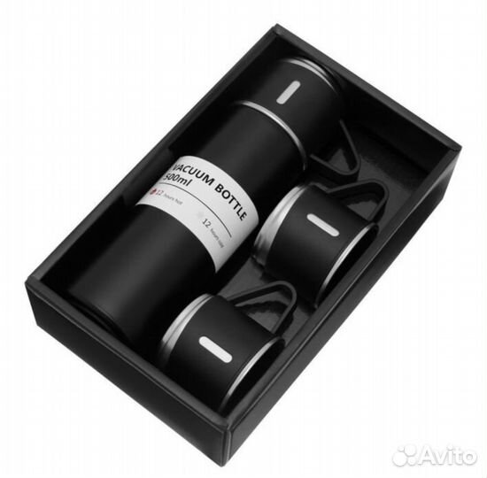 Подарочный набор термос и три кружки