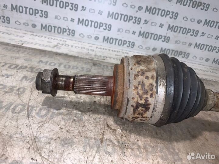 Полуоси шруса передние левые Renault Master 2.3