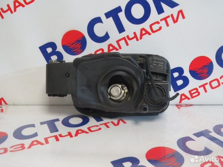 Лючок бензобака mercedes C200 CGI 204