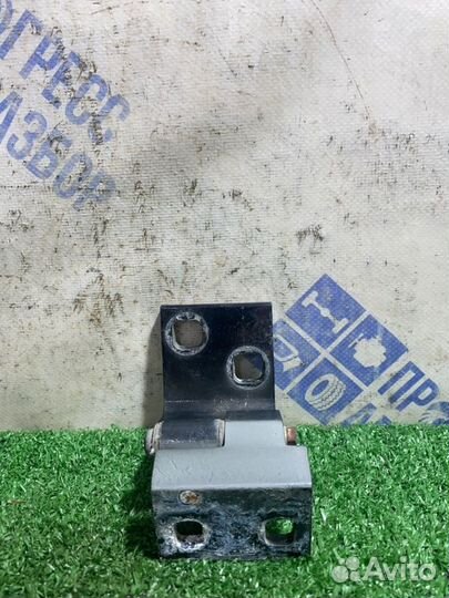 Петля двери задняя левая Bmw X5 кроссовер 3.0 M54