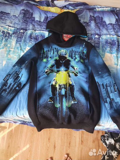 Толстовка светящаяся