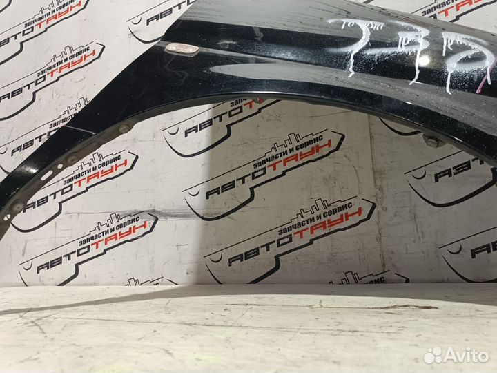 Крыло nissan serena PC24 PNC24 RC24 TC24 TNC24 VC24 VNC24 631004N050 переднее правое черный, KH3 NA5