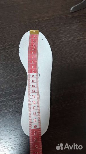 Коньки фигурные 33 размер