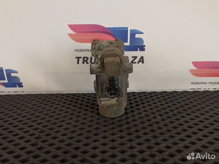 1304635 Кран ABS