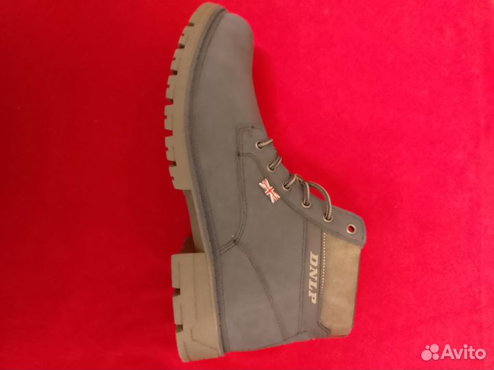 Ботинки осенние. Dunlop. Korea. 43