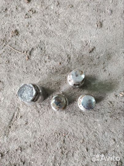 Секретные гайки 12 1.5