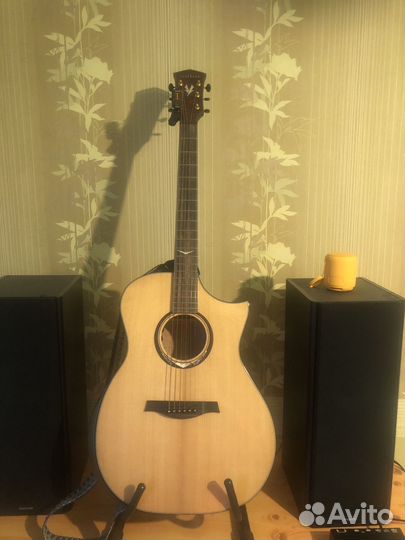 Гитара электроакустическая.Parkwood GA680TAK-NAT