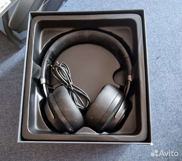 Беспроводные наушники