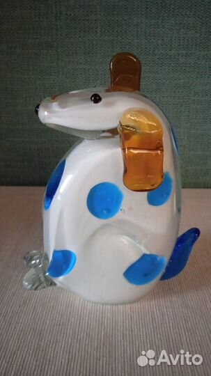 Статуэтка из стекла