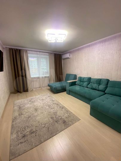 2-к. квартира, 76 м², 2/14 эт.