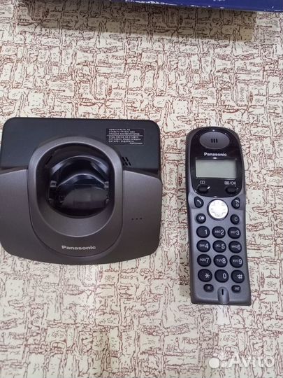 Телефон Panasonic KX-TG1105RU