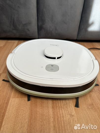 Робот пылесос